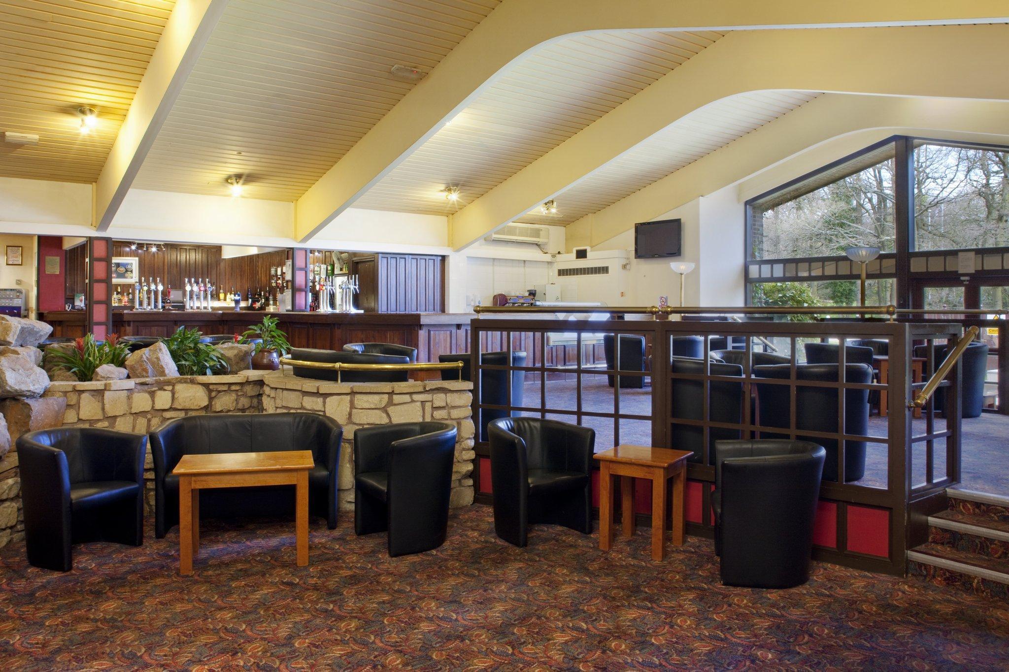 Holiday Inn Newport By Ihg Zewnętrze zdjęcie