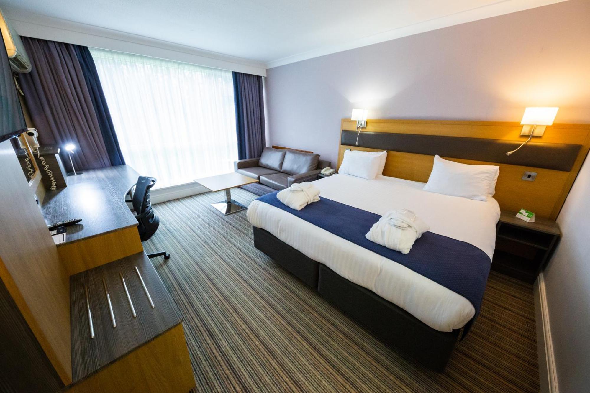Holiday Inn Newport By Ihg Zewnętrze zdjęcie