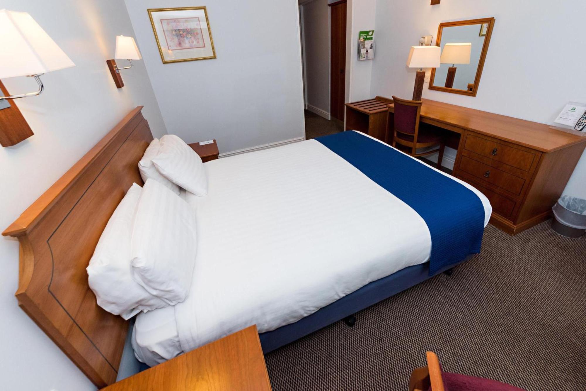 Holiday Inn Newport By Ihg Zewnętrze zdjęcie