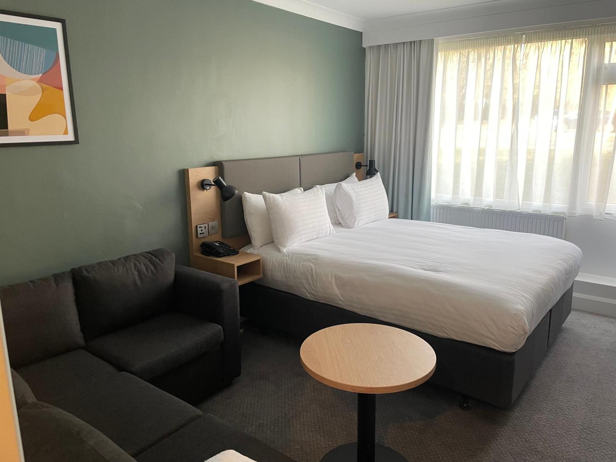 Holiday Inn Newport By Ihg Zewnętrze zdjęcie
